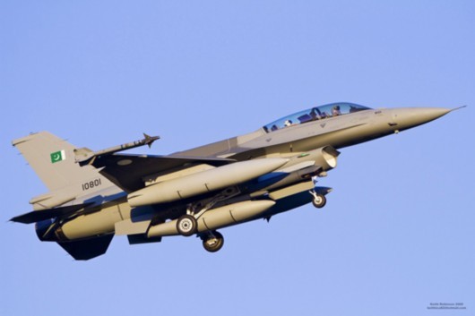Máy bay chiến đấu đa năng F-16 Block52, Pakistan mua của Mỹ